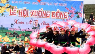 Sôi động Lễ hội Xuống đồng Phú Nhuận