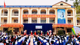 Hơn 1.000 học sinh được tuyên truyền phòng chống bạo lực học đường