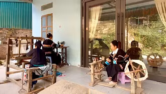 Nghề dệt vải ở “miền đất khát” Tả Gia Khâu