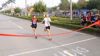 Đam mê trên từng bước chạy