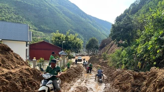 Khó khăn đường đến Nậm Tông