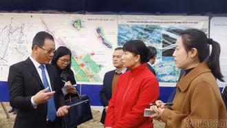 Đoàn đại biểu châu Hồng Hà (Trung Quốc) tham quan một số địa điểm tại Lào Cai