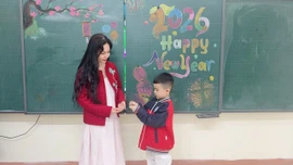 Học sinh lớp 2 nhặt được sợi dây chuyền trị giá 80 triệu đồng, trả lại người đánh mất