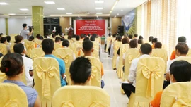  Tập huấn viên chức làm công tác tư vấn, khám sức khỏe cho người cao tuổi