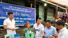 Tuyên truyền phòng, chống tác hại thuốc lá tại 20 chợ phiên