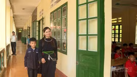 Cùng con đến trường