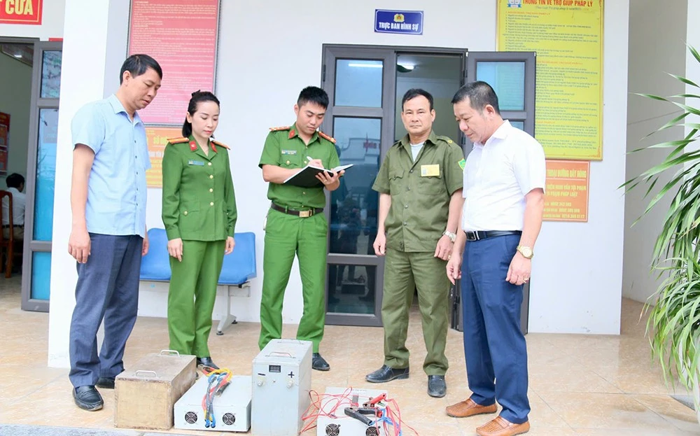 Cuộc chiến với “hung thần” tận diệt trên hồ Thác ảnh 1