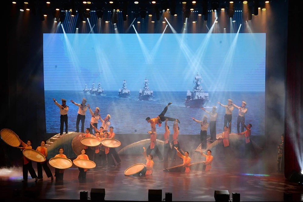 Vùng 2 Hải quân tham gia Liên hoan Nghệ thuật quần chúng lực lượng vũ trang và thanh niên, sinh viên lần thứ X - năm 2024 ảnh 1
