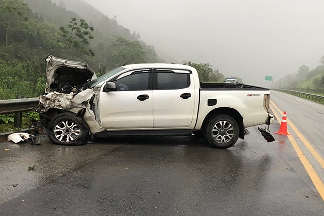 Liên tiếp 3 vụ tai nạn xảy ra trên cao tốc Nội Bài - Lào Cai ảnh 2 Liên tiếp 3 vụ tai nạn xảy ra trên cao tốc Nội Bài - Lào Cai ảnh 2