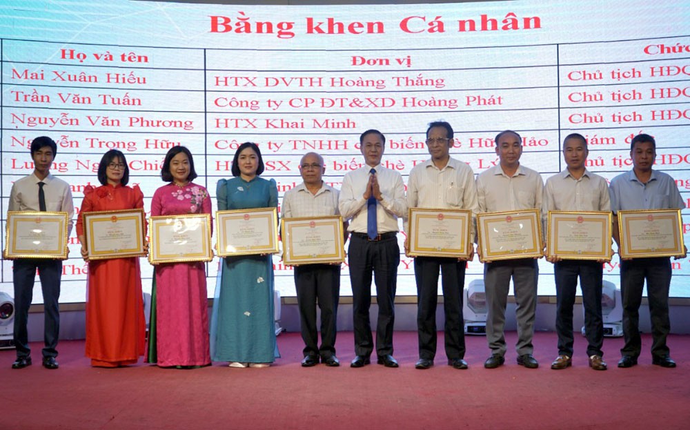 Liên minh Hợp tác xã tỉnh Yên Bái kỷ niệm 30 năm Ngày thành lập ảnh 7 Liên minh Hợp tác xã tỉnh Yên Bái kỷ niệm 30 năm Ngày thành lập ảnh 7