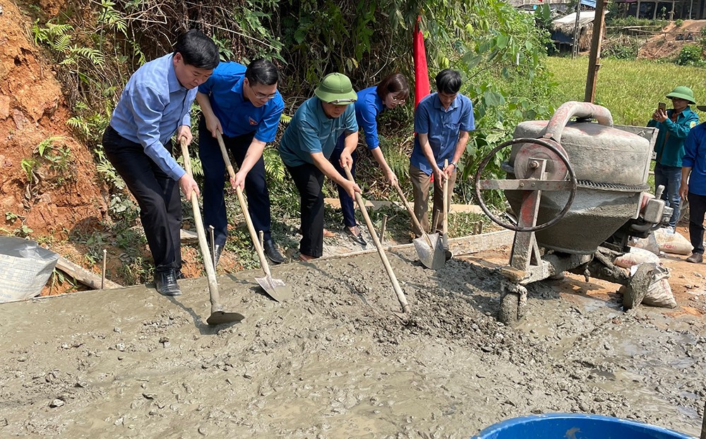 Yên Bái đẩy mạnh xây dựng nông thôn mới ảnh 1