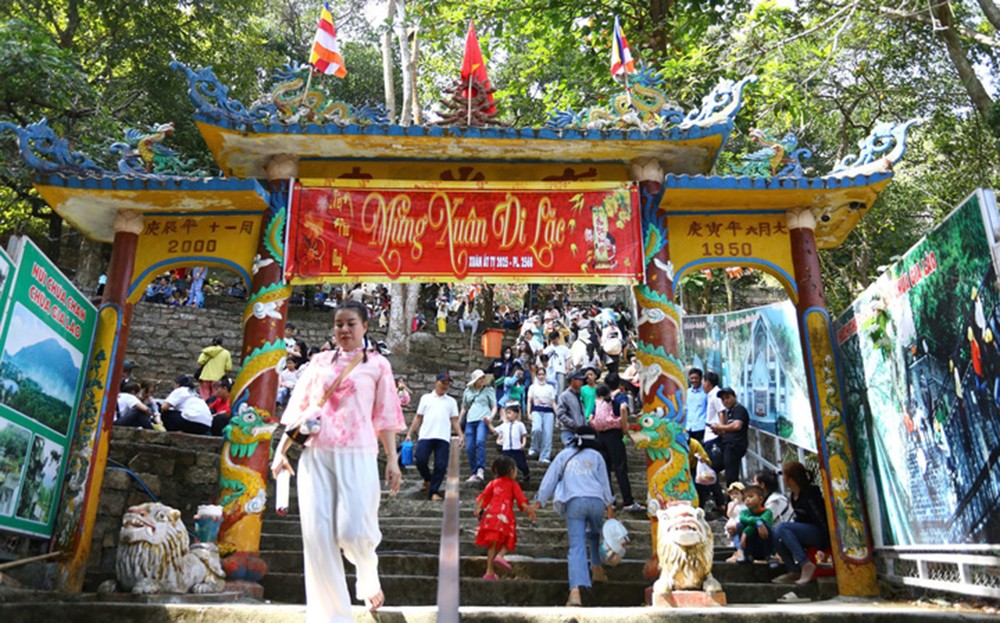 Đánh thức Núi Chứa Chan - viên ngọc xanh ẩn mình ảnh 1