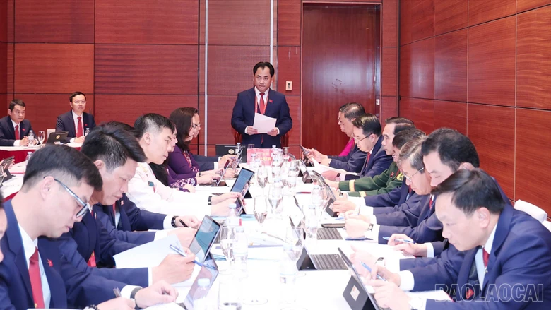 Đoàn đại biểu Đảng bộ tỉnh Lào Cai tham gia ý kiến vào các văn kiện Đại hội XIV của Đảng