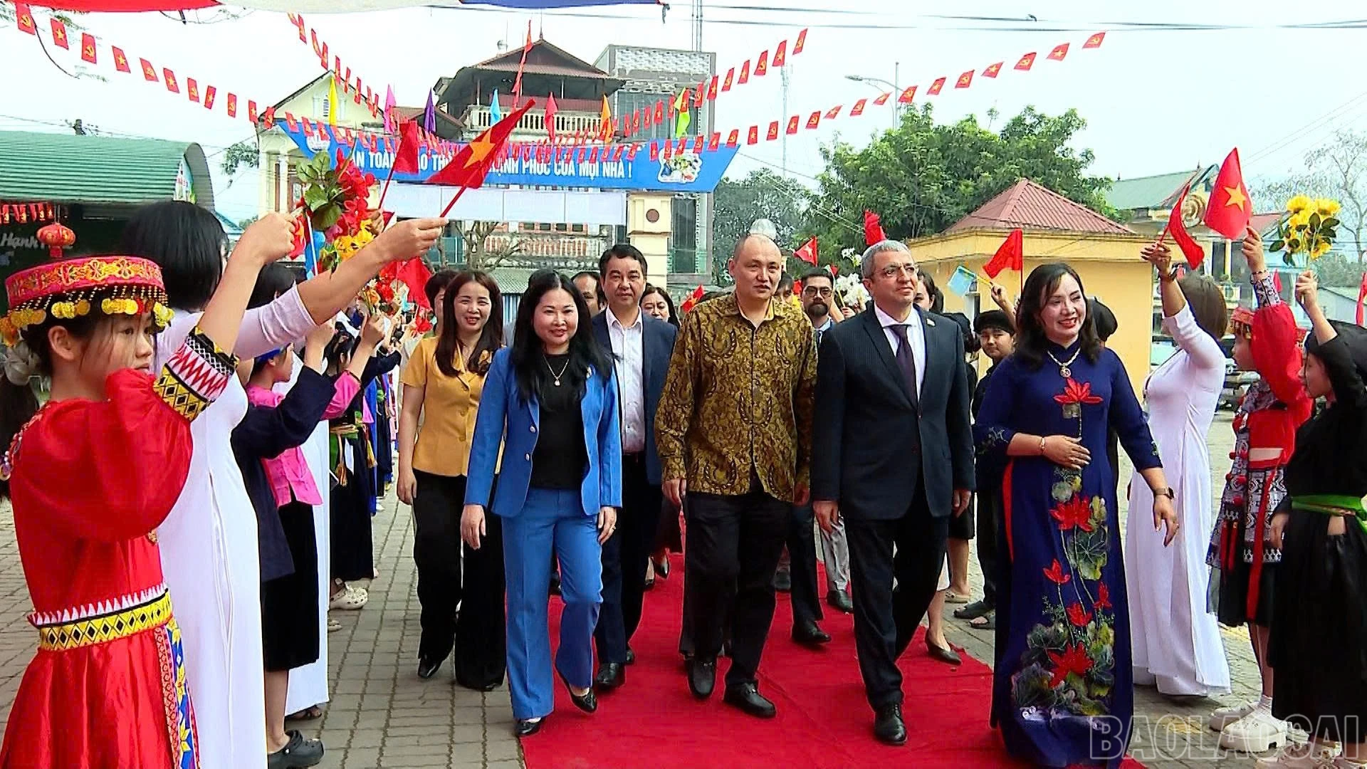 baolaocai-br_ef28ad55c3f04dae14e151.jpg