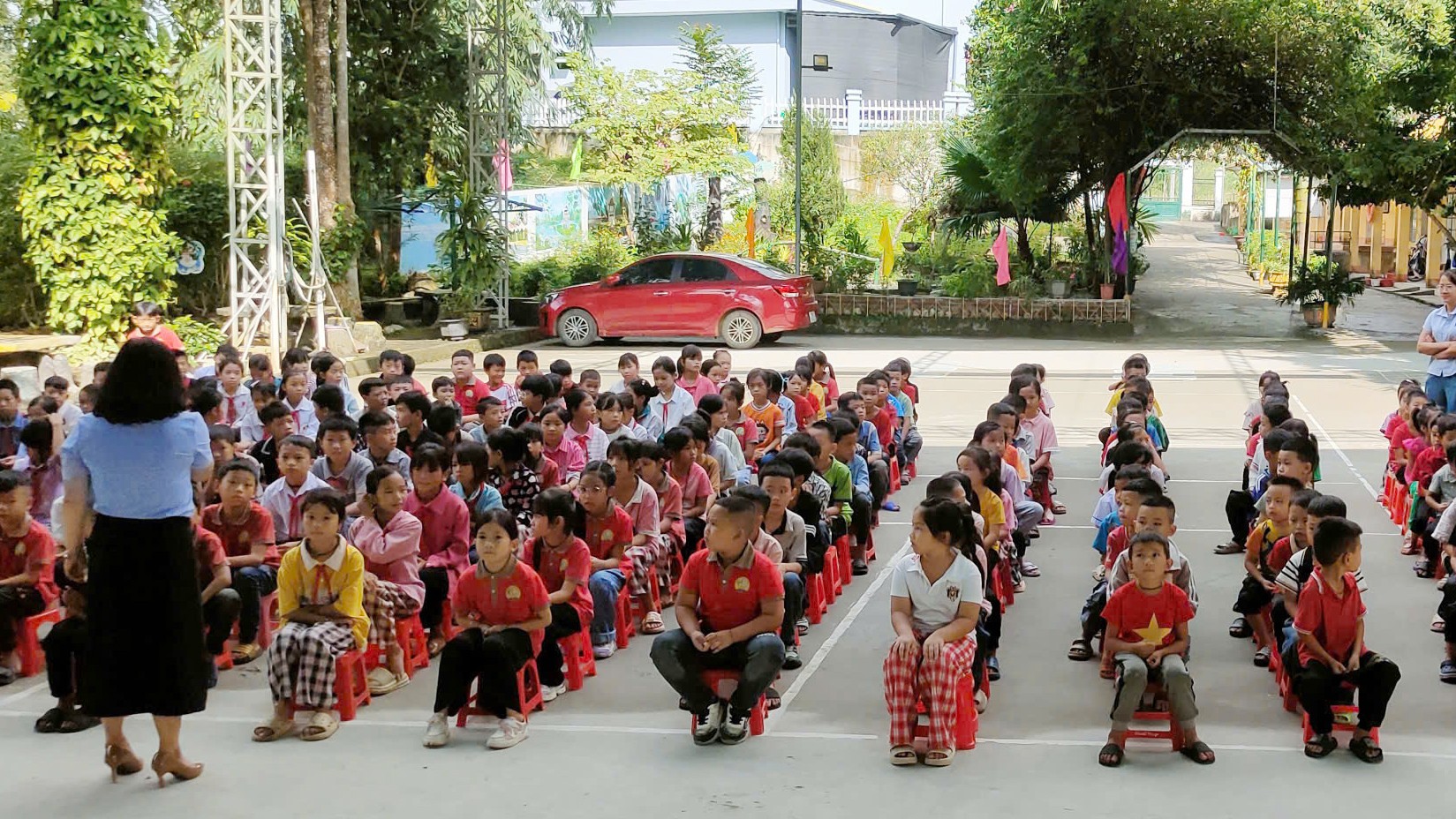 36 học sinh đã ổn định sức khỏe, trở lại học tập bình thường. (UBND xã Bản Hồ cung cấp) z7150300738015-c4571d91e26b144631d604e406fff2af.jpg