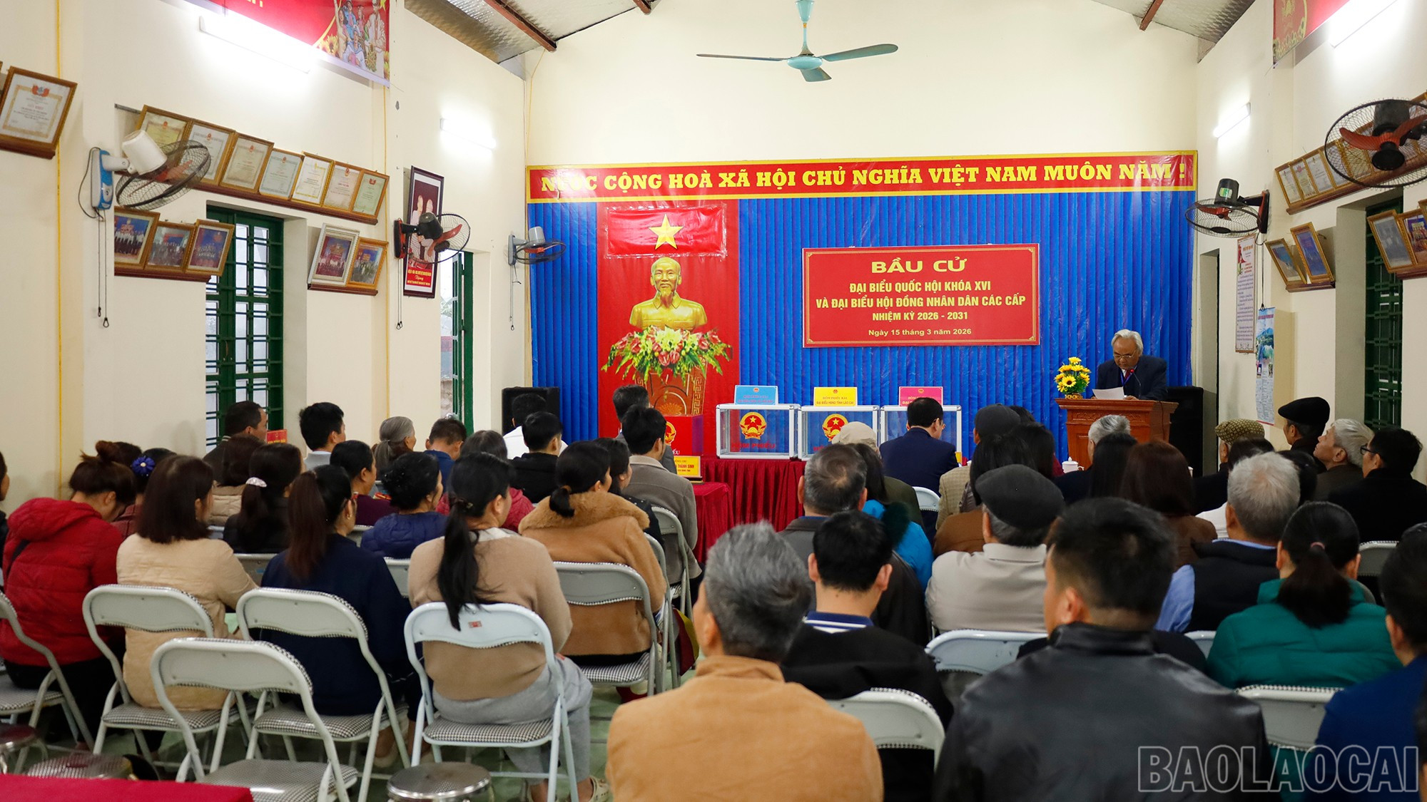 Quang cảnh lễ khai mạc.