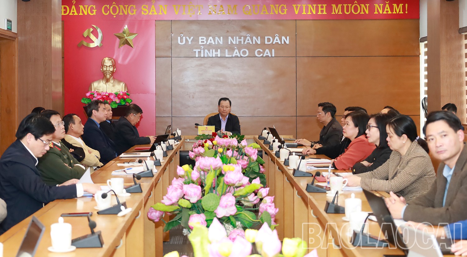 Quang cảnh hội nghị tại điểm cầu tỉnh Lào Cai. mg-5711.jpg