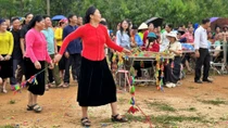 Lễ hội Quả lần đầu còn được tổ chức ở Nghĩa Đô