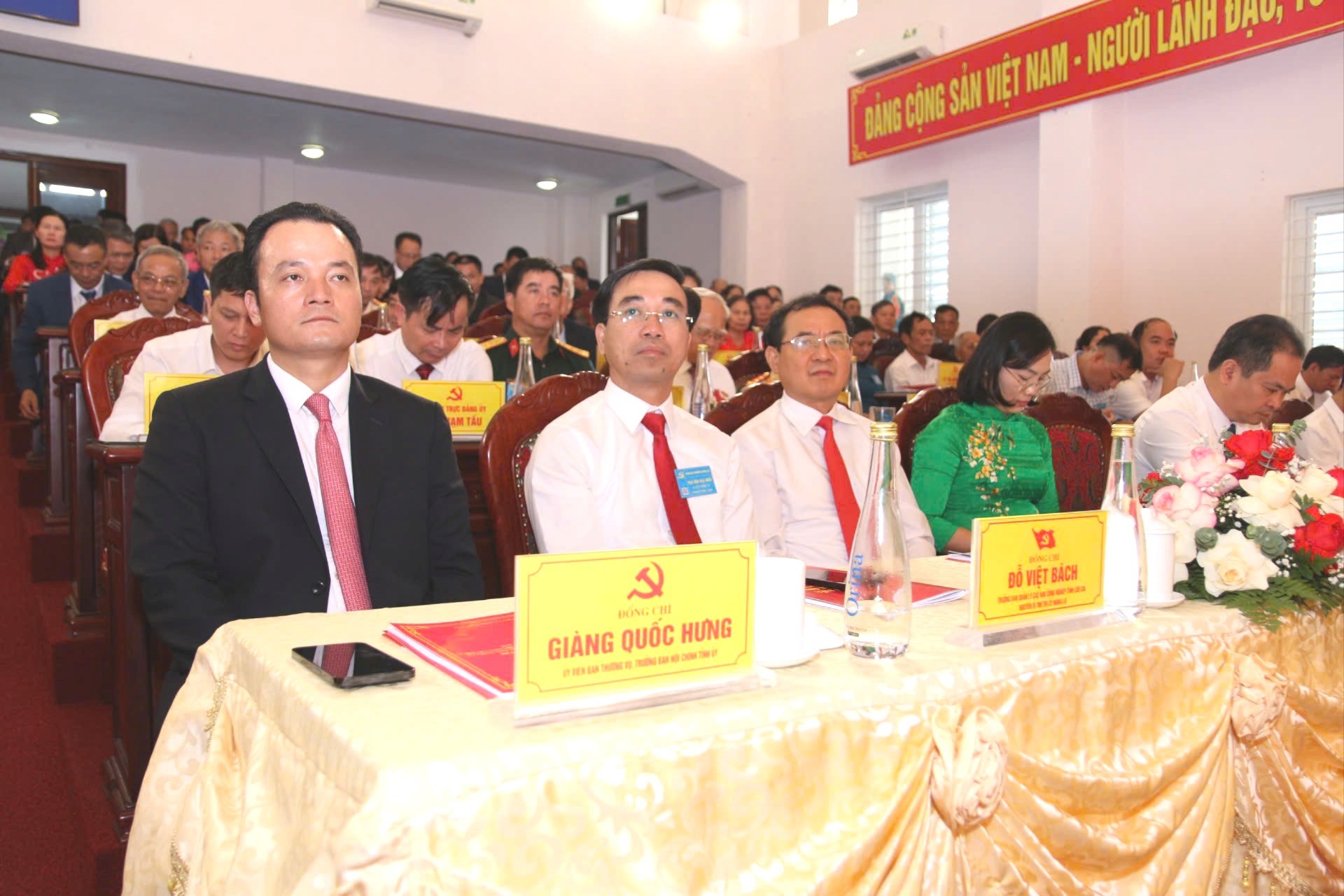 Đại biểu dự đại hội. dai-bieu-3-5161.jpg