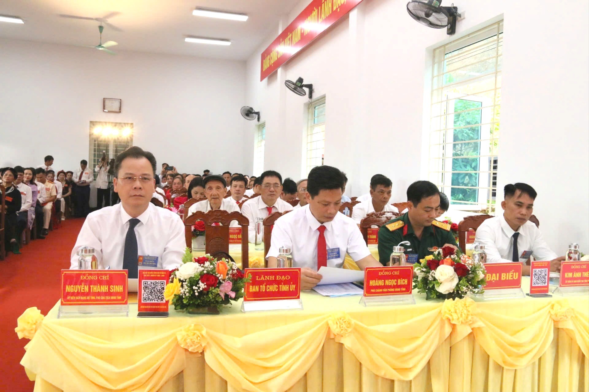 Đồng chí Nguyễn Thành Sinh - Phó Chủ tịch UBND tỉnh dự và chỉ đạo Đại hội. sinh-581.jpg