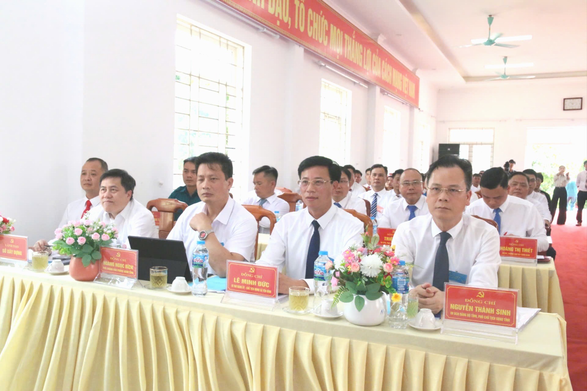 Đồng chí Nguyễn Thành Sinh - Phó Chủ tịch UBND tỉnh dự và chỉ đạo Đại hội. sinh-9462-7050.jpg