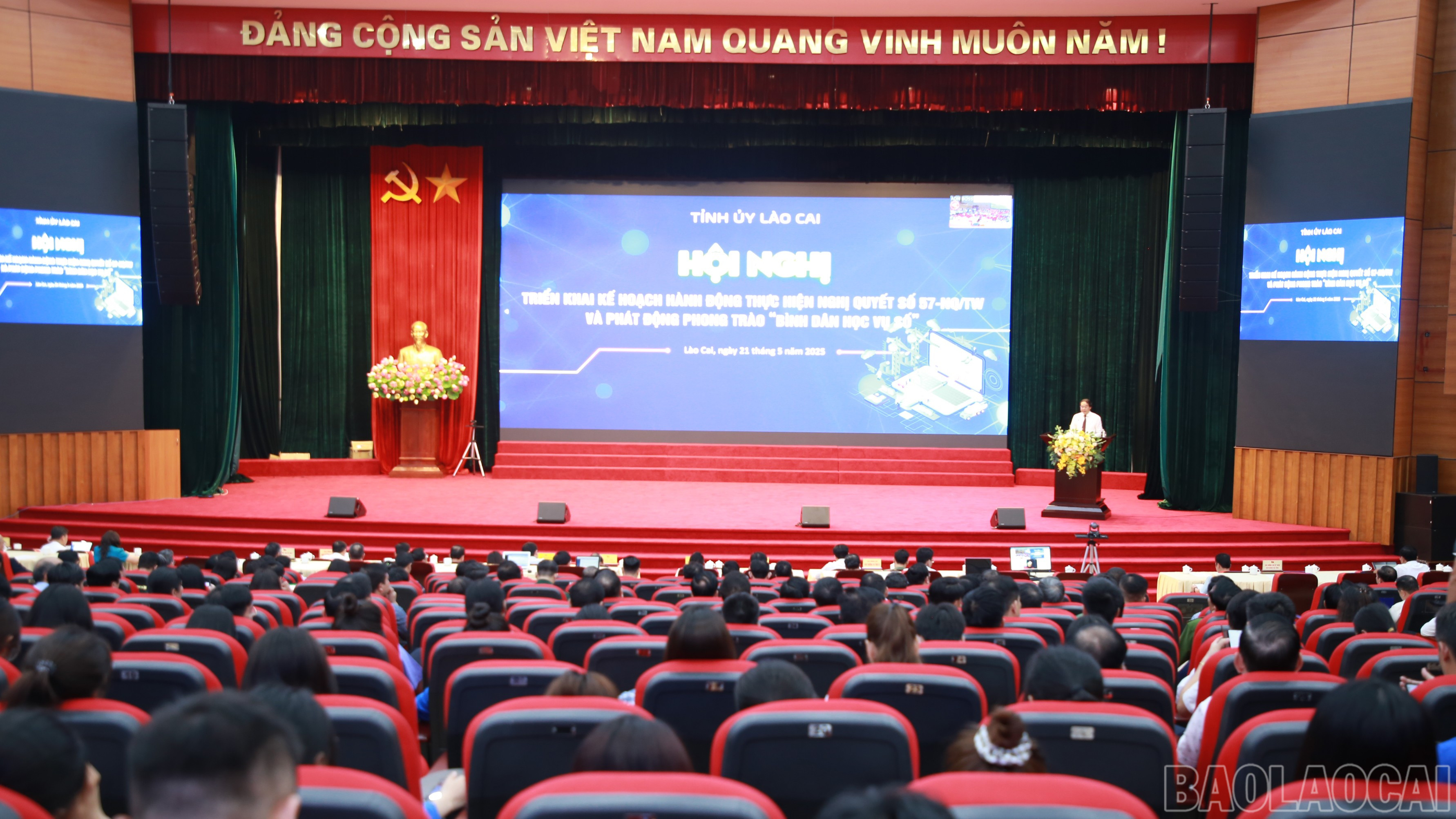 Quang cảnh hội nghị. baolaocai-br_img-0838.jpg