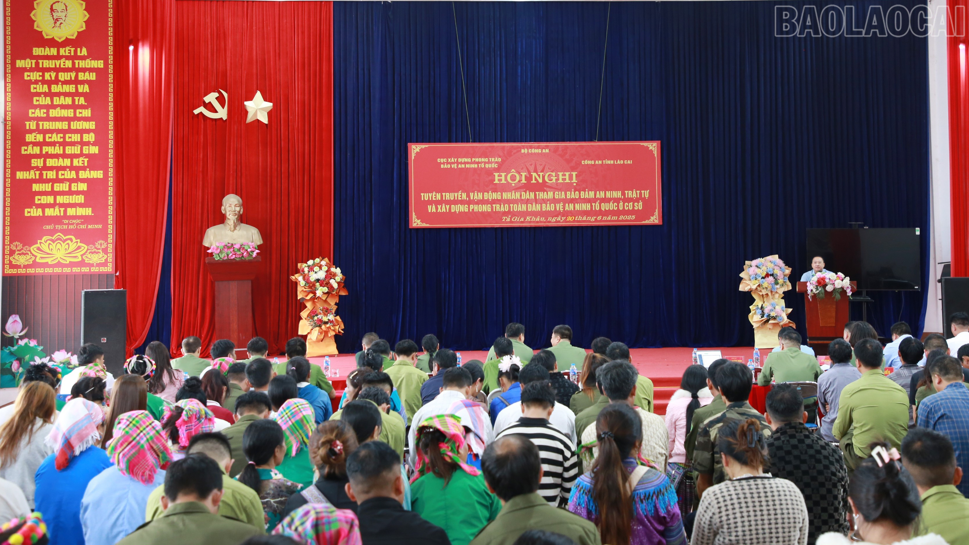 Quang cảnh hội nghị. baolaocai-tr_img-1420.jpg