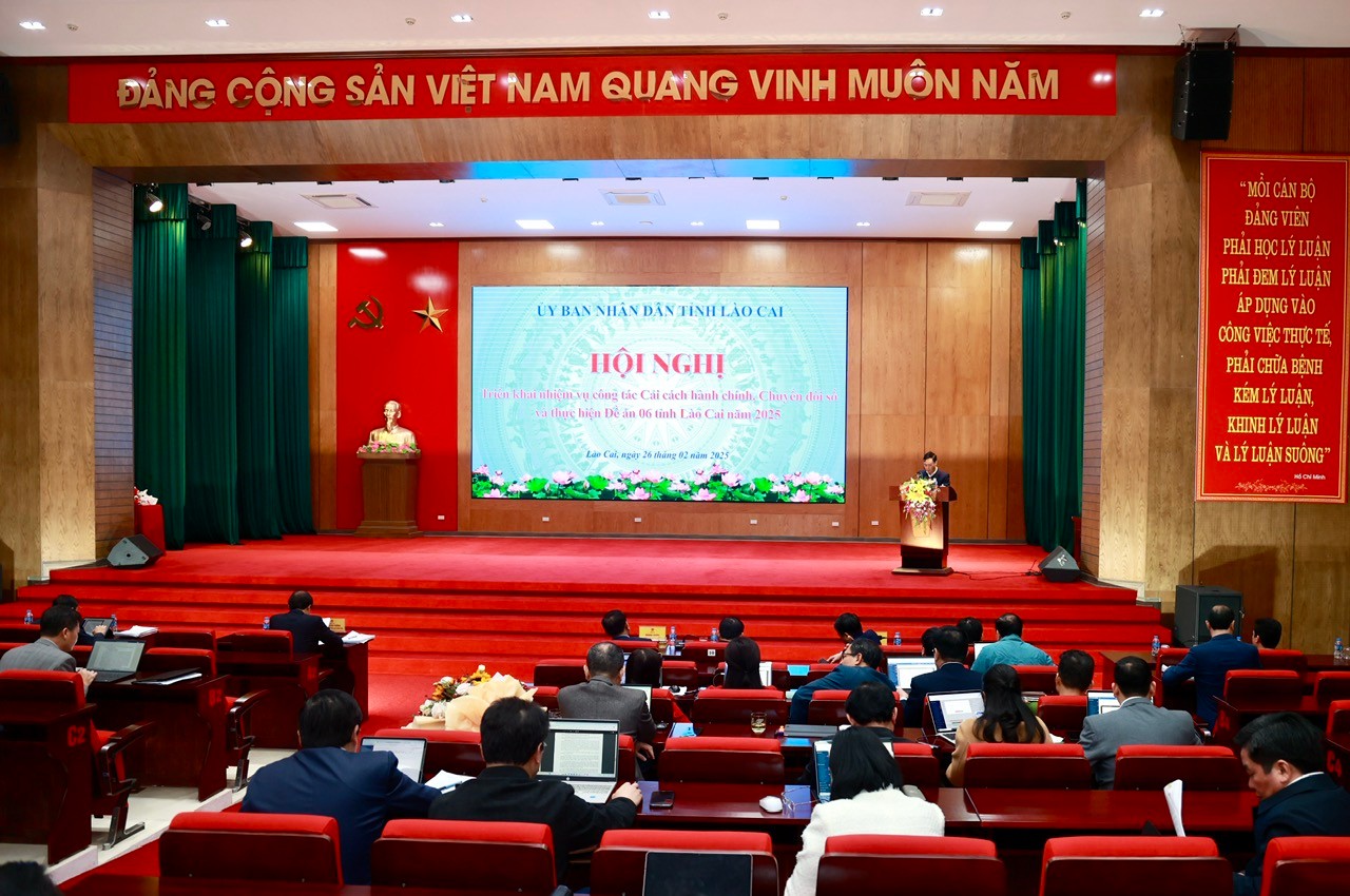 Quang cảnh hội nghị. qc.jpg