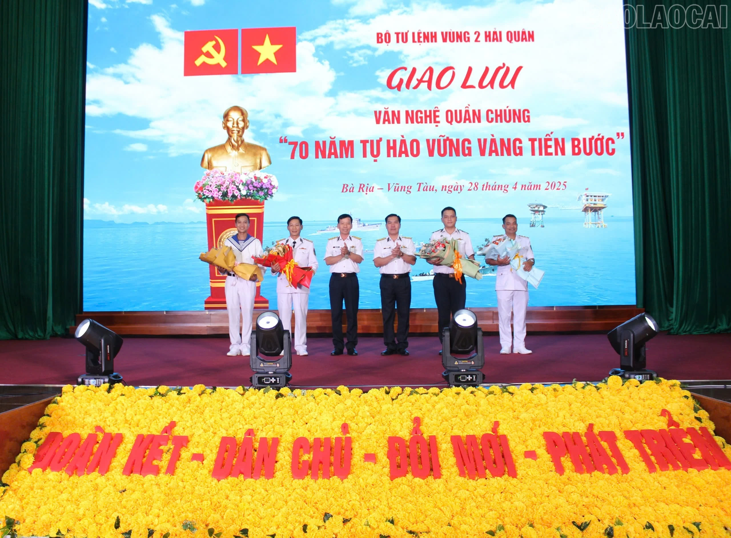 baolaocai-tr_van-nghe.jpg