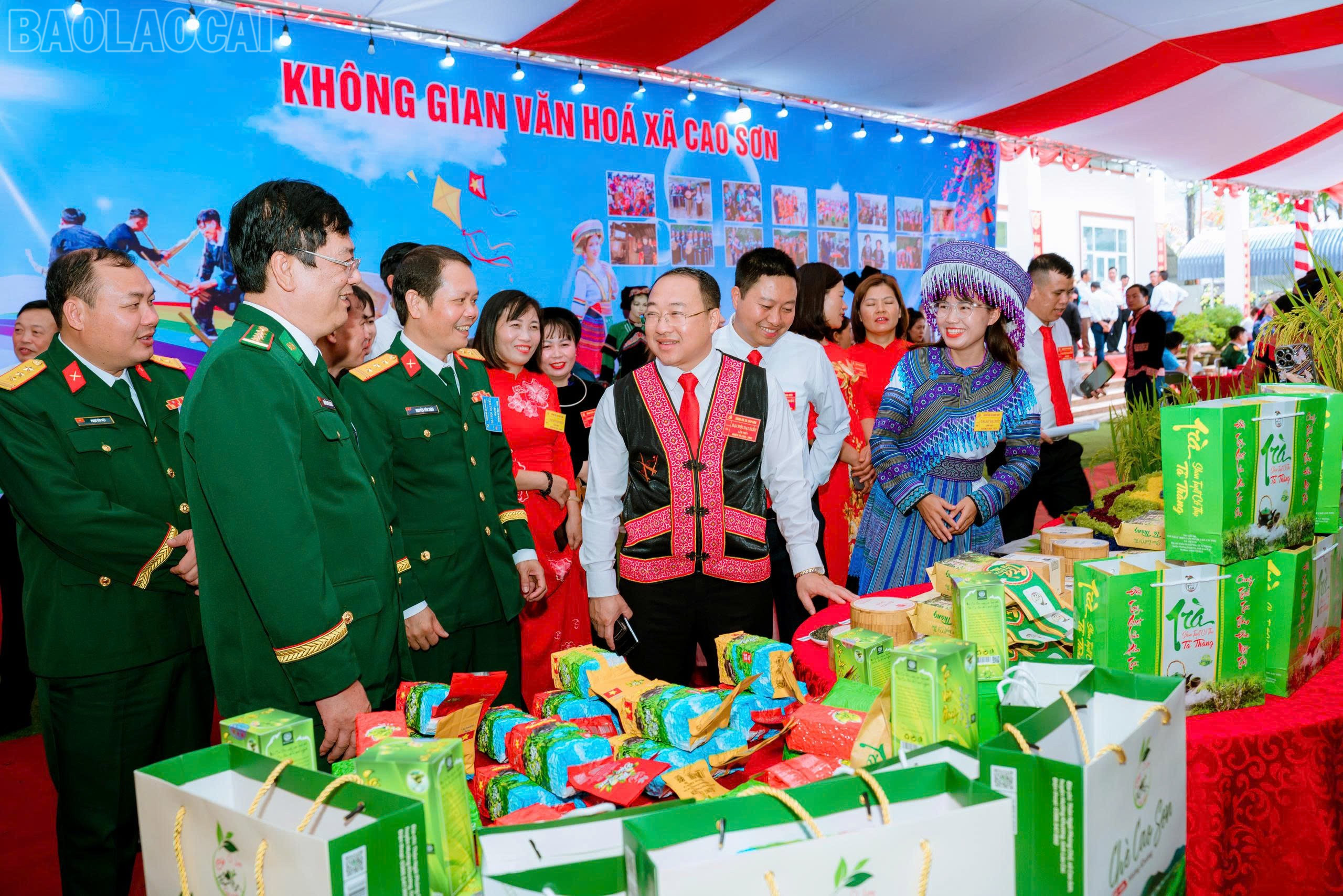 Sản phẩm nông nghiệp tại xã Cao Sơn được xây dựng thương hiệu có truy suất nguồn gốc, mở rộng thị trường tiêu thụ. baolaocai-tl_nong-san-cao-son.jpg