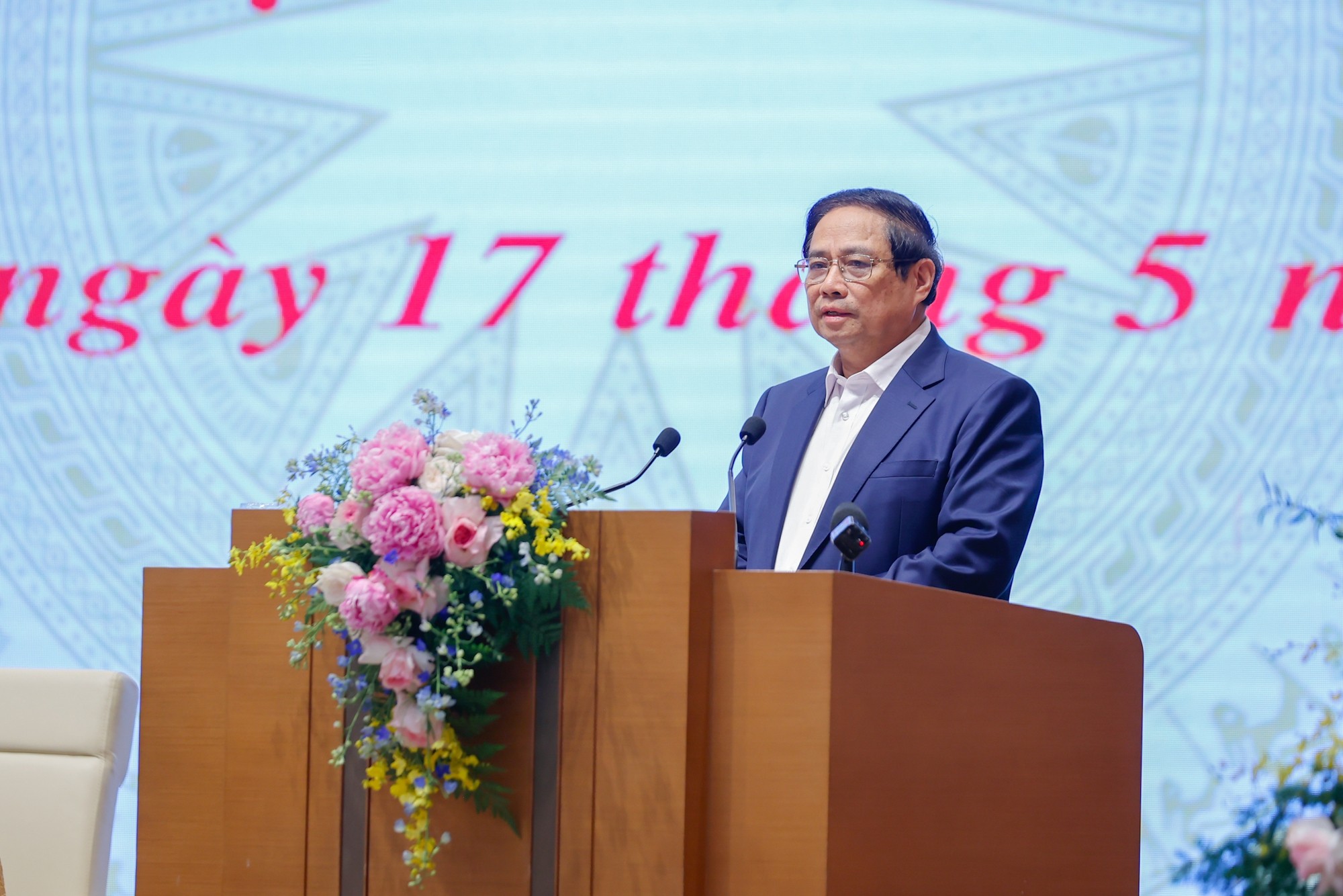 Thủ tướng Phạm Minh Chính phát biểu kết luận phiên họp. Ảnh: VGP/Nhật Bắc img3411-17474495681441752759411.jpg