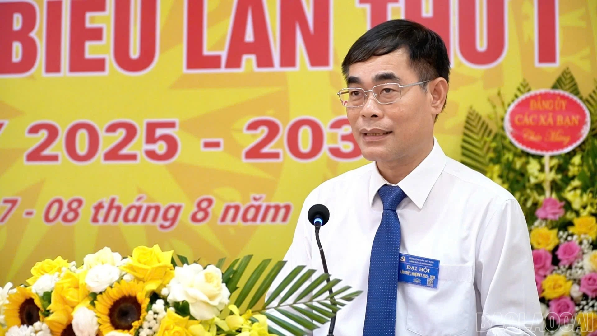 Đồng chí Đỗ Quang Minh, Phó Trưởng Ban Thường trực Ban Tổ chức Tỉnh ủy phát biểu tại Đại hội.