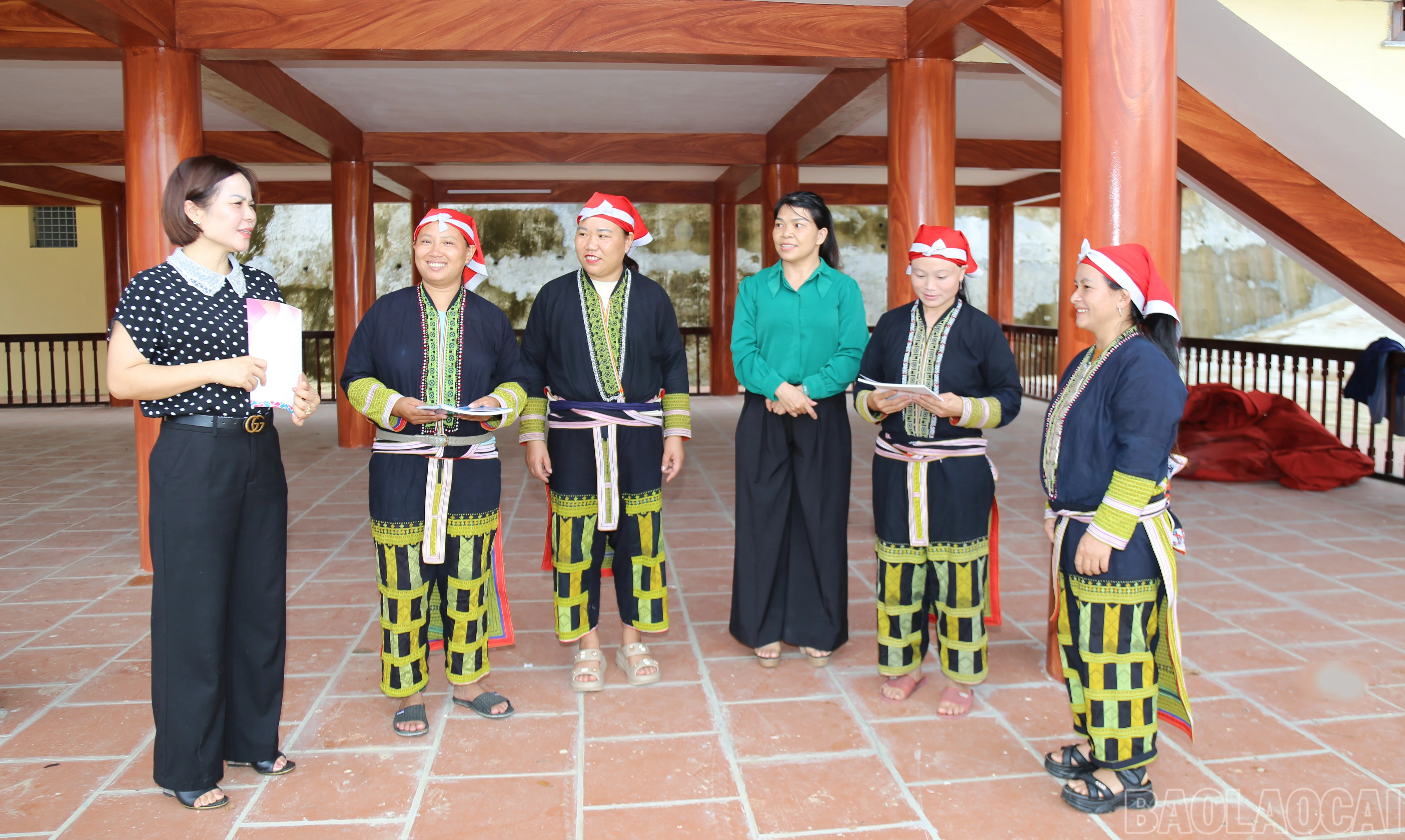 baolaocai-br_3.jpg