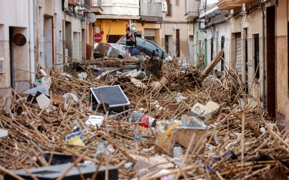 Lũ lụt ở Tây Ban Nha giết chết 95 người ảnh 1