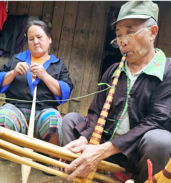 Nghị quyết chiếc khèn Mông ảnh 1