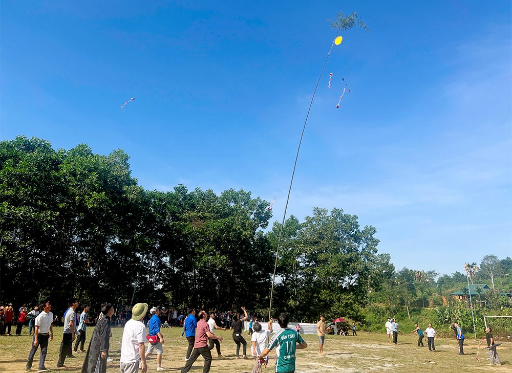 Yên Bình tổ chức bảo tồn Lễ hội Cầu mùa ảnh 3