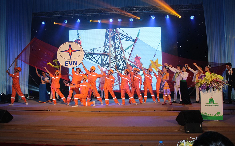 Yên Bái nâng cao chất lượng công tác xây dựng Đảng trong doanh nghiệp Nhà nước ảnh 1 Yên Bái nâng cao chất lượng công tác xây dựng Đảng trong doanh nghiệp Nhà nước ảnh 1