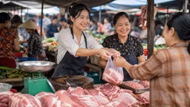 Giá lợn hơi hôm nay 12/8/2026: 24 địa phương cùng giảm giá