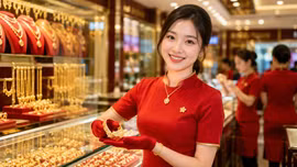 Giá vàng hôm nay 10/8: SJC, BTMC, PNJ, DOJI giữ giá, chờ tín hiệu đầu tuần