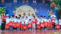 Mang Trung thu ấm áp đến với thiếu nhi vùng lũ Việt Hồng