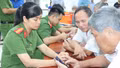 Phường Âu Lâu phát động điểm chiến dịch hướng dẫn kỹ năng sống số và đẩy mạnh kích hoạt định danh điện tử