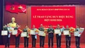8 đảng viên Bộ đội Biên phòng tỉnh Lào Cai nhận Huy hiệu 30 năm tuổi Đảng