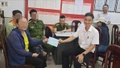 Cụ bà suýt bị lừa chuyển 300 triệu đồng cho kẻ giả danh công an