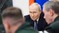 Tổng thống Vladimir Putin điều chỉnh hàng loạt vị trí chỉ huy lực lượng quân sự Nga
