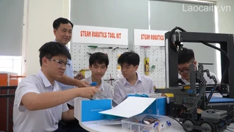 Thầy giáo truyền lửa đam mê Tin học