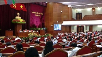 Hội nghị TƯ 8: Kinh tế - xã hội đất nước đang đi đúng hướng