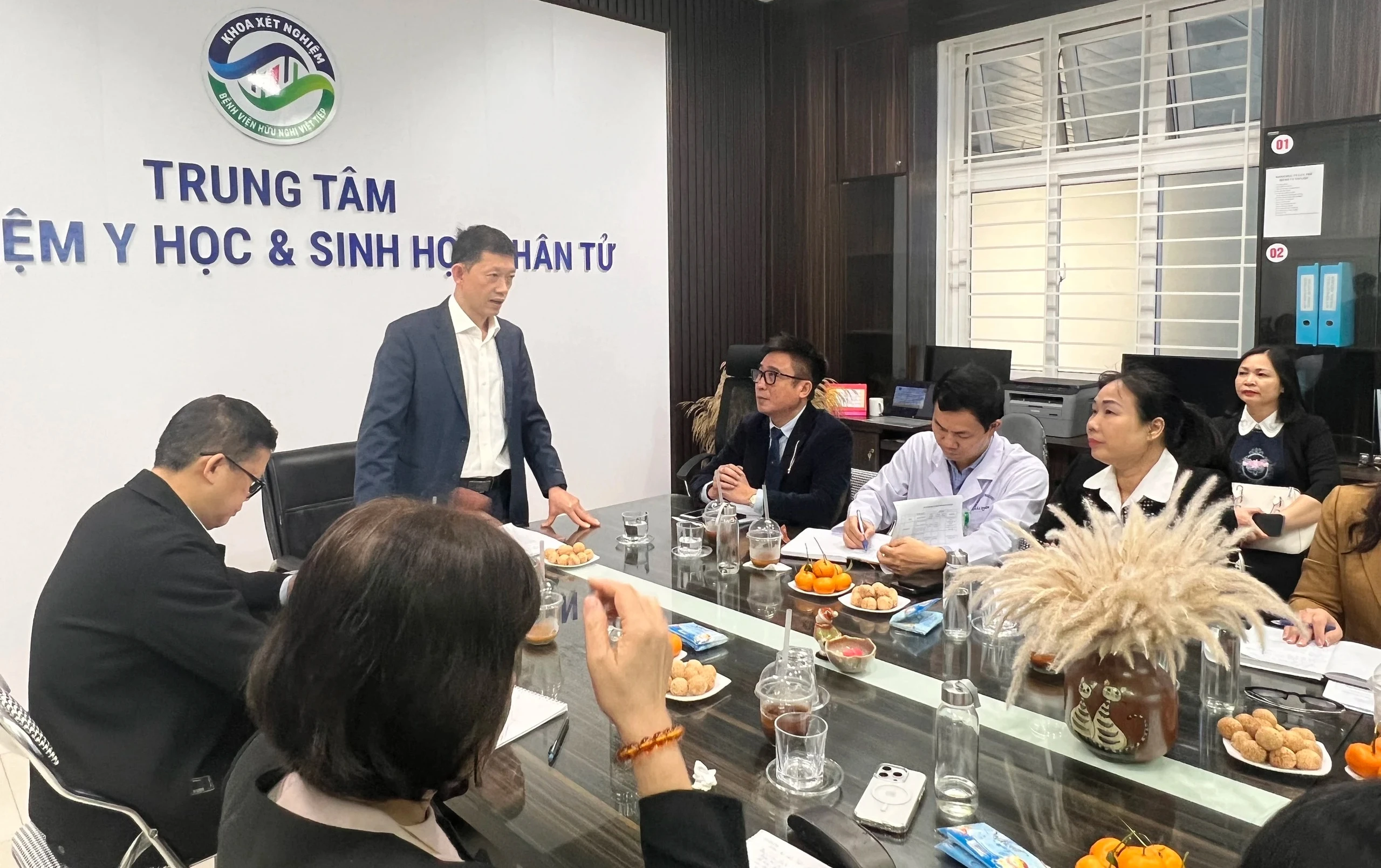 Trưởng đoàn công tác của Bộ Y tế, TS Dương Huy Lương phát biểu.