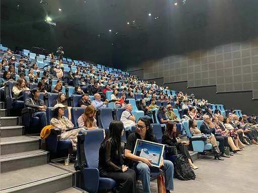 Quang cảnh buổi khai mạc tại điểm chiếu phim Lotte Cinema Tây Hồ.