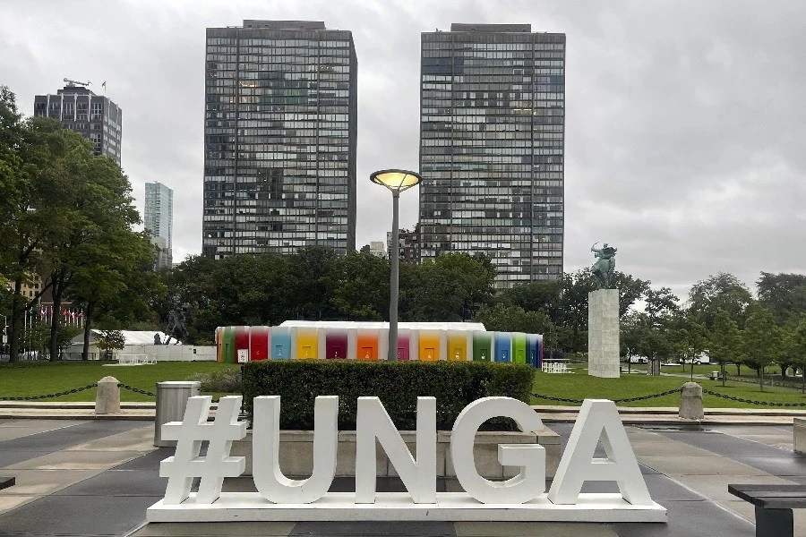 Hashtag #UNGA (Đại hội đồng LHQ) được đặt bên ngoài trụ sở ở New York hồi năm 2023.
