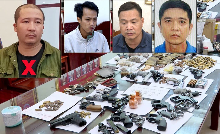 Các bị can vừa bị bắt tạm giam và tang vật vụ án.